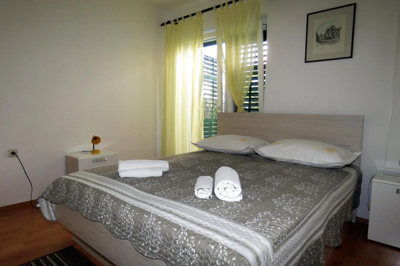 Apartments De La Marina Makarska Kültér fotó